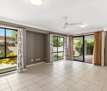 Large Family Home At The Top of Buderim - Photo 3