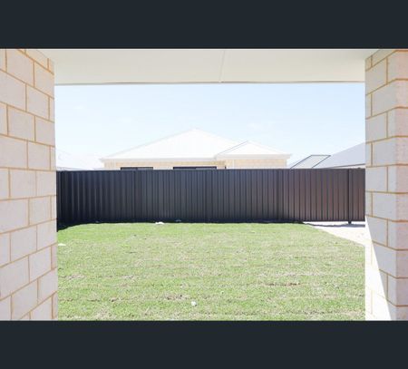4 Eliza Way, Ravenswood, WA 6208 - Photo 2