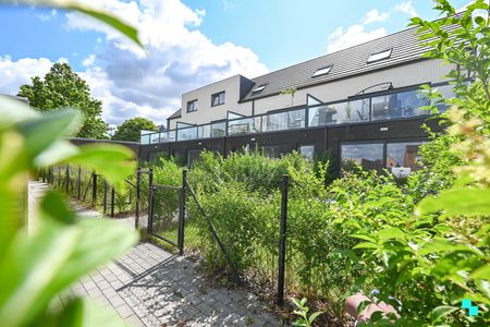 Recent appartement met terras en carport - Photo 5