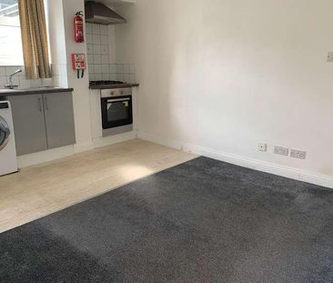 Saville Road Blackpool, FY1 - Photo 2