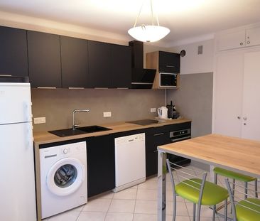 Location Appartement 2 pièces 55m² - Photo 3