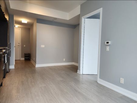 One bedroom condo Toronto - Photo 2