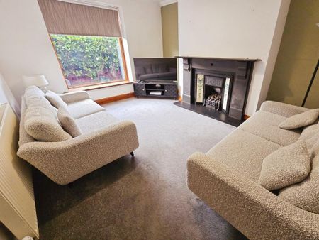 2 bedroom terraced house to rent - Photo 2