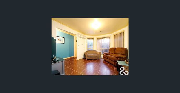 DON'T MISS OUT ON DUNDEE! - Photo 1