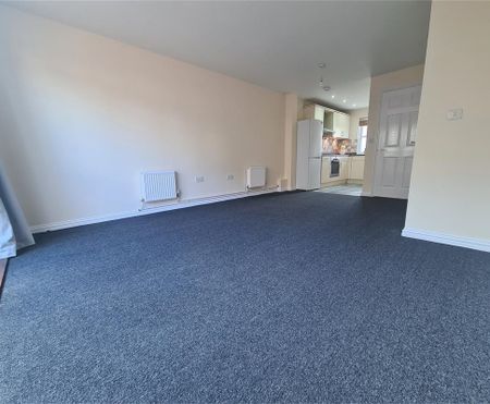 11 Cedar Court, Littleport - Photo 3