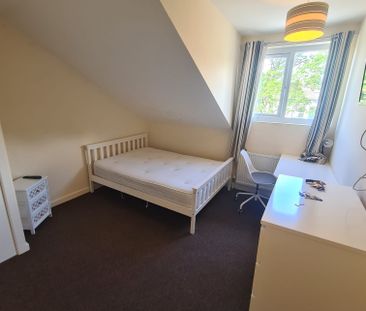 5 Bed - 129 Victoria Road, Hyde Park, Leeds - LS6 1DU - Student - Photo 6