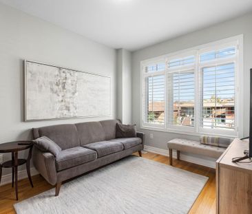 Toronto Furnished House for Rent - Stunning 3 Bedroom, 2.5 Bathroom... - Photo 3