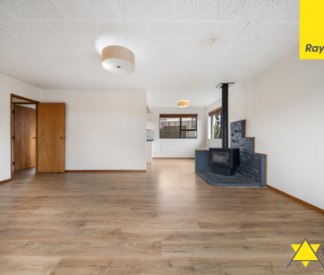 47 Reynella Drive, Massey - Photo 2 | Rentumo