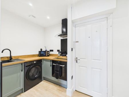 1 bedroom flat to rent - Photo 4