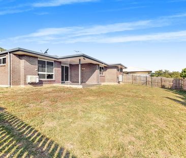 Discover modern family living in the heart of Norman Gardens! - Photo 5