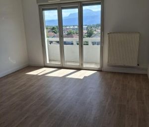 Location Appartement à TULLINS - Photo 6