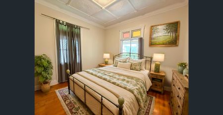 Charming Family Home in Wiley Park!! - Photo 4