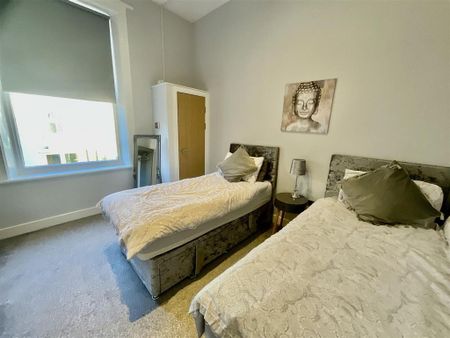 2 bedroom property to rent - Photo 4