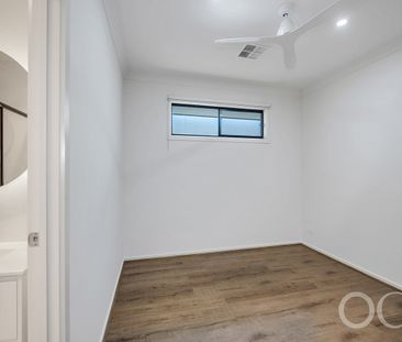 Open the Door to Modern Living in South Plympton - Photo 5