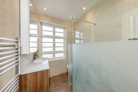 Sussex Gardens, Hyde Park, W2 - Photo 4