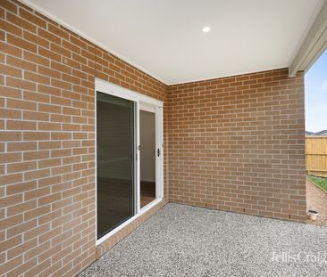 11 Twain Road, Mambourin VIC 3024 - House For Rent | Domain - Photo 6