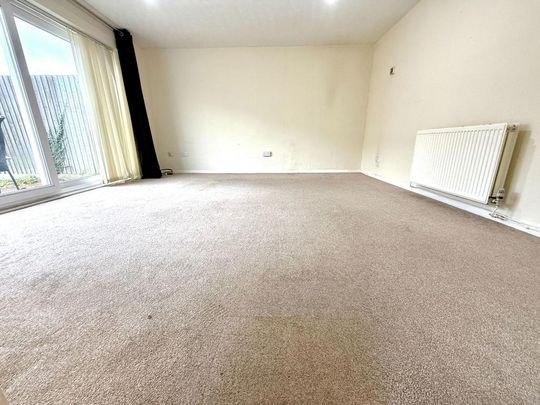 4 bedroom terraced house to rent - Photo 1
