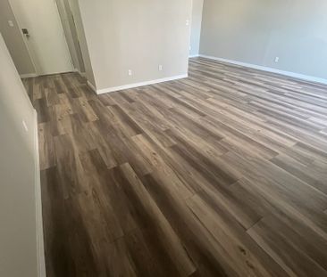 Palisades Manor - Photo 2