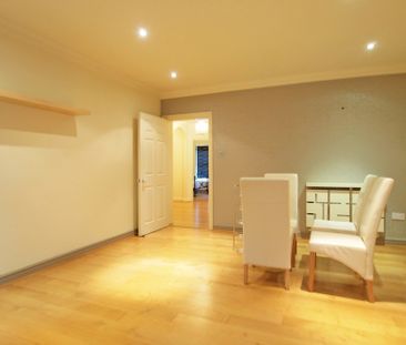 Penners Gardens, Sycamore Court Penners Gardens, KT6 - Photo 2