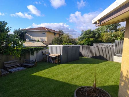 Beachside Retreat - Photo 4