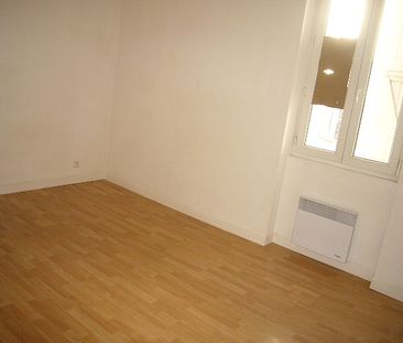 A LOUER - SIGEAN - Grand appartement 2 pièces - Photo 1