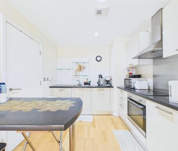 1 bedroom flat to rent - Photo 6