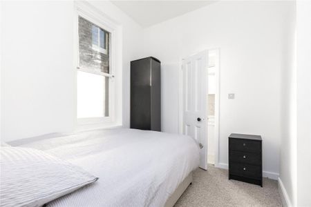 3 bedroom apartment to rent - Photo 5