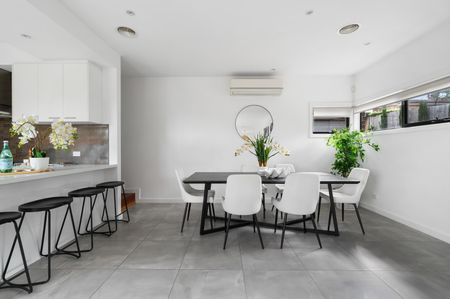 1/39 Neville Street, Box Hill South VIC 3128 - House For Rent | Domain - Photo 5