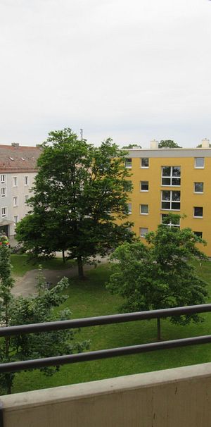 Schöne 1,5-Zimmer-Wohnung mit Loggia zu vermieten - Foto 1