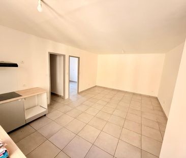 Location Appartement 3 pièces 55m² BEDARIEUX 34600 - Photo 4