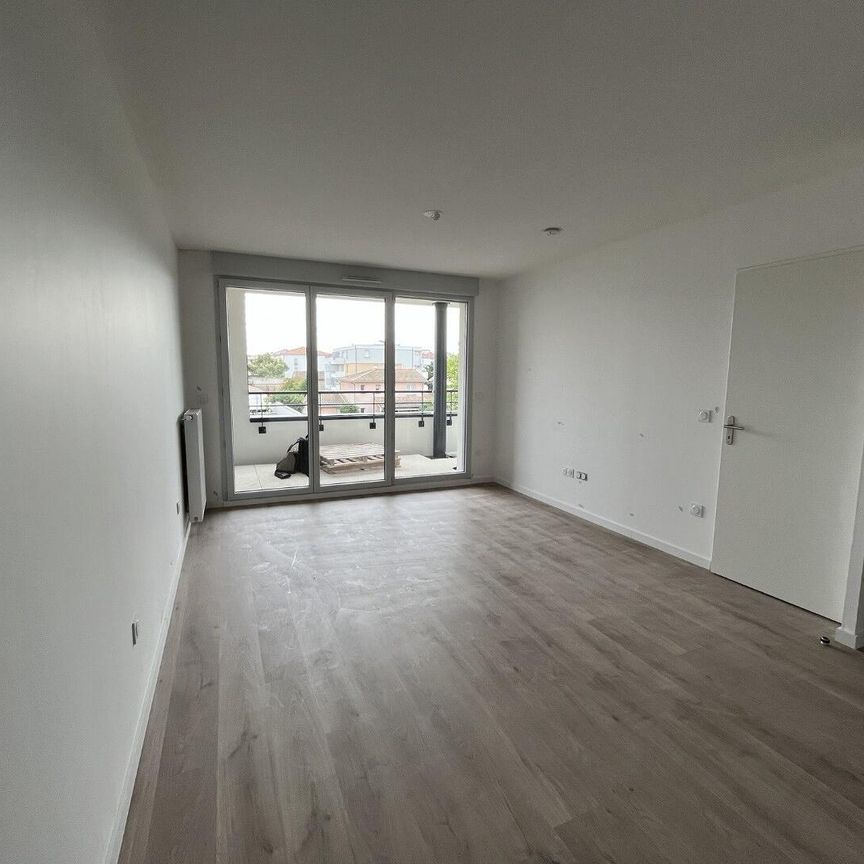 location Appartement T2 DE 43.17m² À TOULOUSE - Photo 1