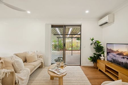 Village Charm, Space and Everyday Convenience - Photo 3