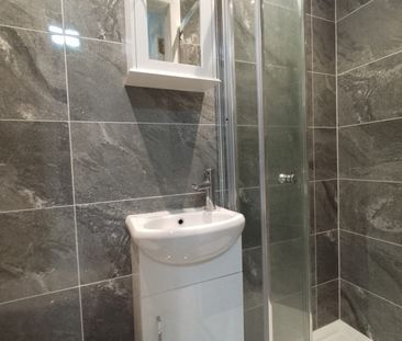 Studio Flat, Gleneldon Road, SW16 - Photo 1