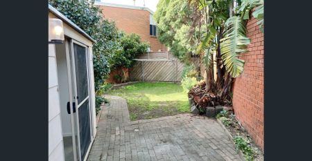 Low-Maintenance Coastal Lifestyle - Photo 2