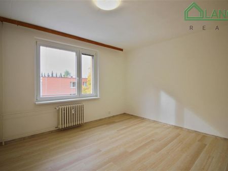 Pronájem bytu 3+1 72 m2 - Fotografie 4