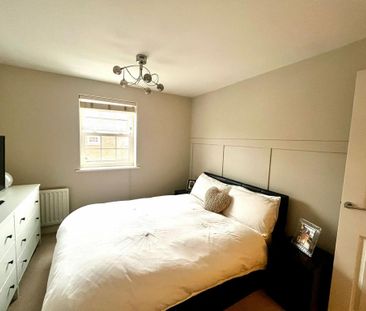 2 bedroom block of apartments to rent - Photo 5