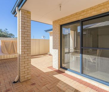 Low Maintenance Living! - Photo 5