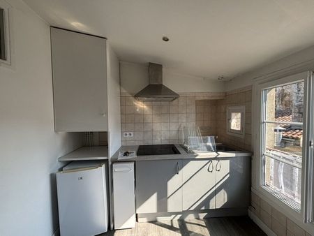 Location Appartement 1 pièce 34m² ANGOULEME 16000 - Photo 3