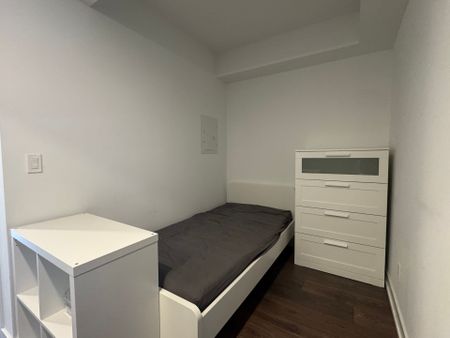 For Lease - 501 yonge Street Unit# 1710, Toronto, Ontario - Photo 4