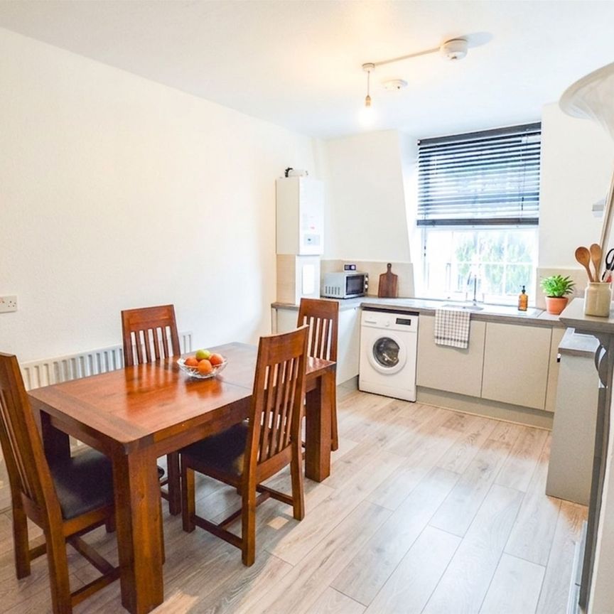 8 St. Cuthberts Road, London, NW2 3QL - Photo 1