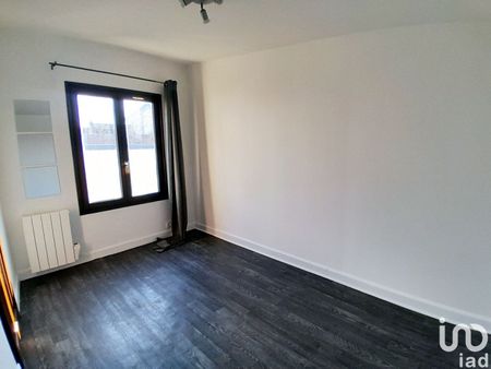 Appartement 2 pièces de 40 m² à Corbeil-Essonnes (91100) - Photo 2