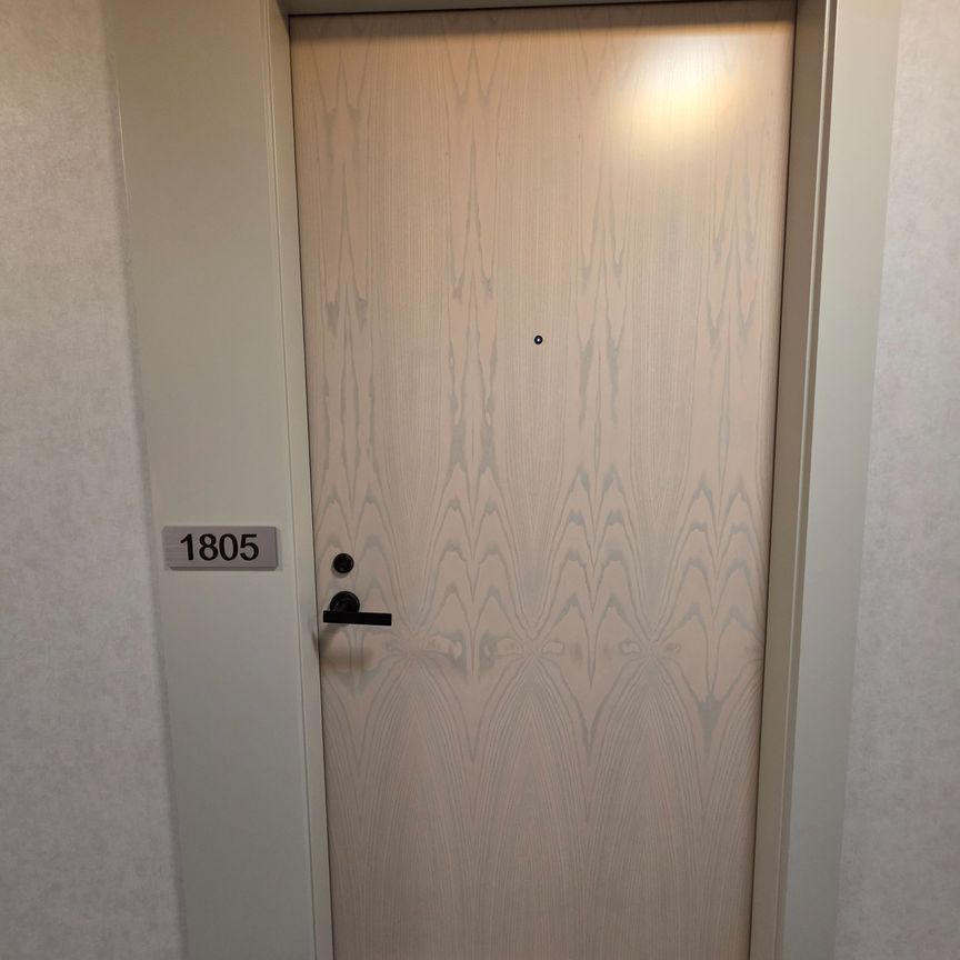 For Lease - 8 Interchange Way Unit# 1805, Vaughan, Ontario - Photo 1