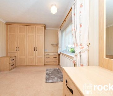 2 bedroom semi-detached house to rent - Photo 5