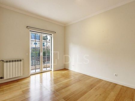 Moradia T4 em Lisboa - Photo 3