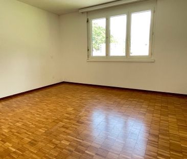 Rent a 4 ½ rooms apartment in Roveredo - Foto 1