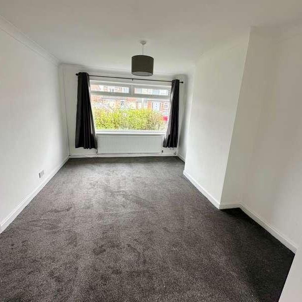 Penrhyn Crescent, Stockport, SK7 - Photo 1