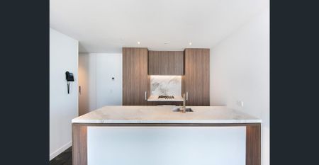 Bright & Spacious 2-bedroom apartment with expansive views - Photo 2