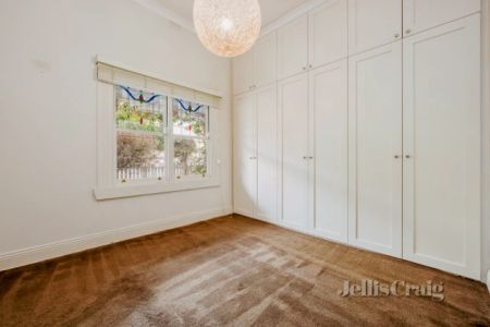 3 Bed, 2 Bath - Photo 4