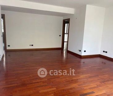 Trilocale in Affitto in Largo la Foppa 2 a Milano - Foto 2