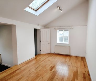 One Bedroom Flat for Rent in Burgess Hill - Photo 4